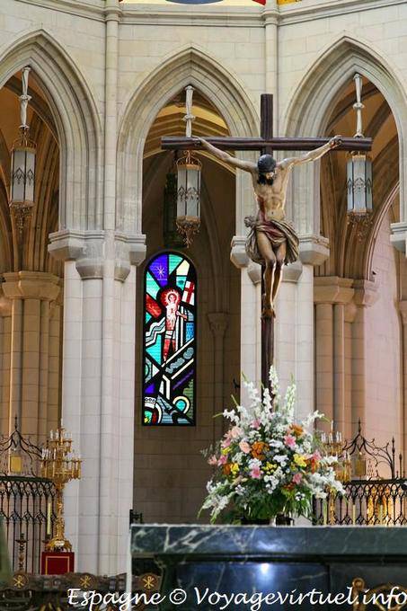 Madrid, Catedral, Corpus Christi (Santa María la Real de la Almudena) - España
