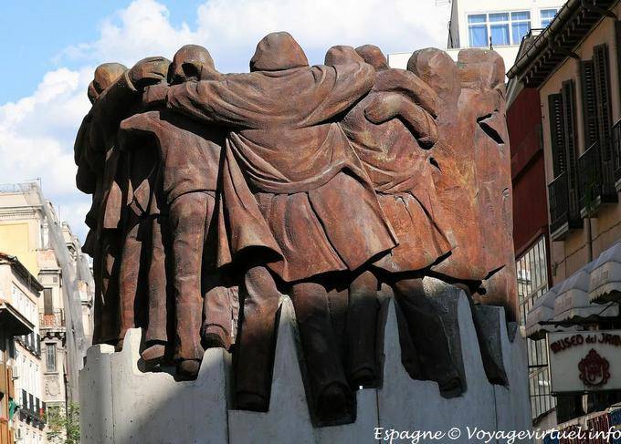 Madrid, calle de Atocha Escultura - España