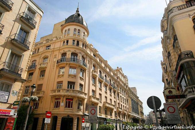 Ángulo Travesia Arenal, Calle Mayor, Madrid - España