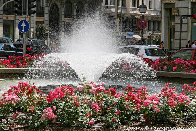 Madrid, Gran Vía, un chorro de agua - España