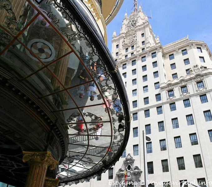Madrid, Gran Vía, reflejos de la Belle Epoque - España