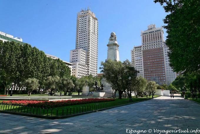 Madrid, Plaza de España, Edificio de España - España