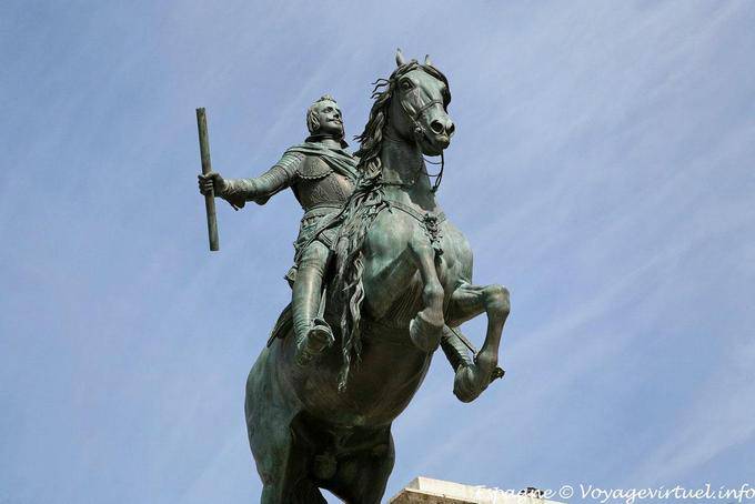 Monumento a Felipe IV, Estatua, Plaza de Oriente, Madrid - España