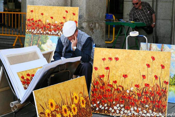 Madrid, Plaza Mayor, coquelicoiennes pinturas - España