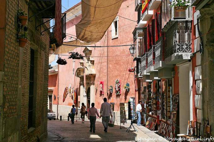 Toledo, tonos cálidos - España