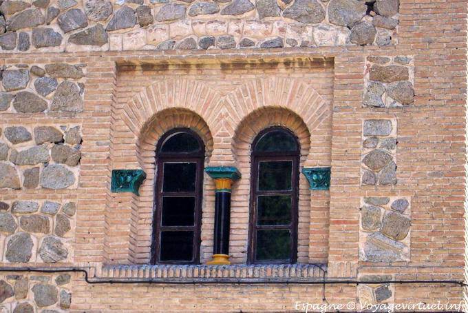 Toledo, ventana morisca - España