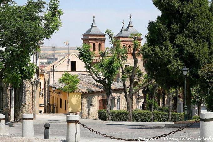 Puerta del Cambrón desde arriba, Judería de Toledo - España