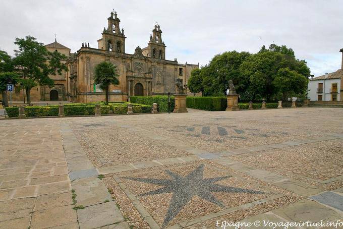 Úbeda, Plaza Molina, Santa María Reales Alcázares - España