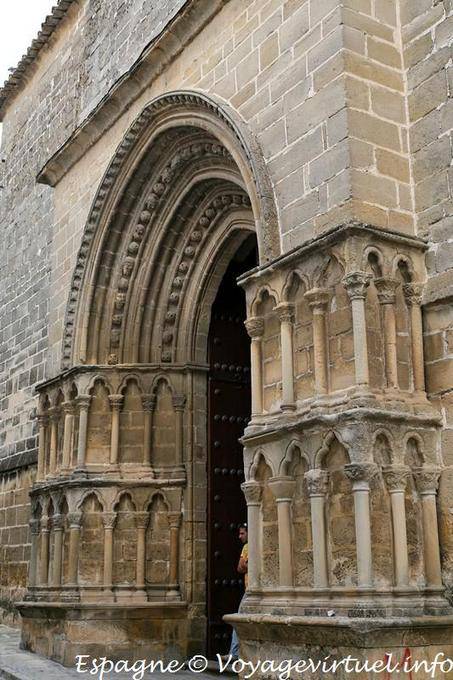 Úbeda, Puerta de Los Carpinteros, Iglesia de San Pablo - España