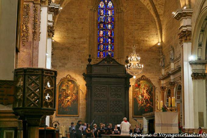 Valencia Catedral Sainte-Marie, canciones y ventanas - España