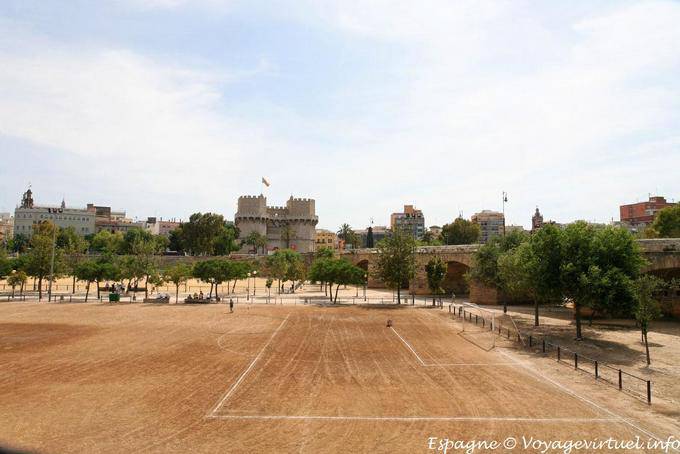 Valencia Vista de Serranos, Jardín del Turia - España