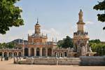 Aranjuez, Iglesia San Antonio, vista desde el Palacio Avenida, España.