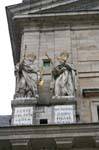 Escorial, detalle de la fachada de la Basílica, España.