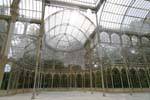 Madrid, Parque del Buen Retiro, en el interior del Palacio de Cristal, España.
