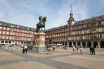 Madrid, Plaza Mayor, estatua del rey Felipe III, España.
