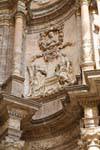 La catedral de Valencia, detalle de la Puerta de Los Hierros, España.