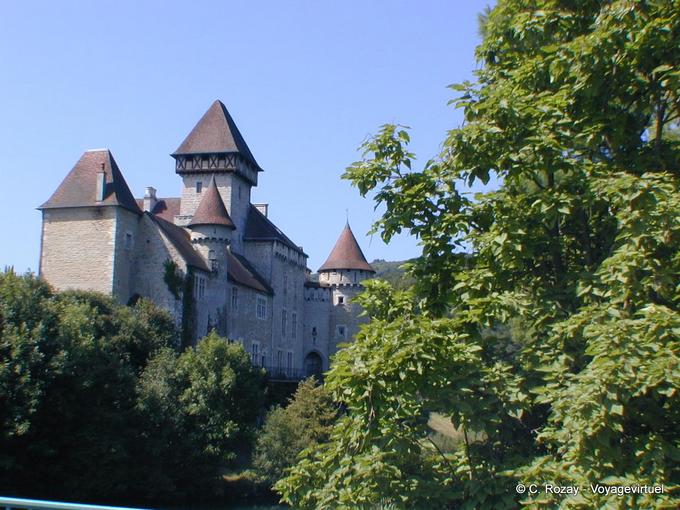 Las torres del castillo de Cléron, Doubs - Franco Condado, Francia