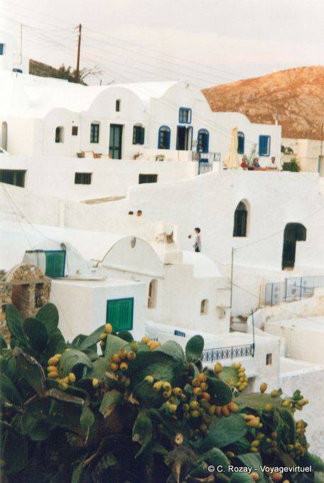 Casas blancas, isla de Anafi - Grecia