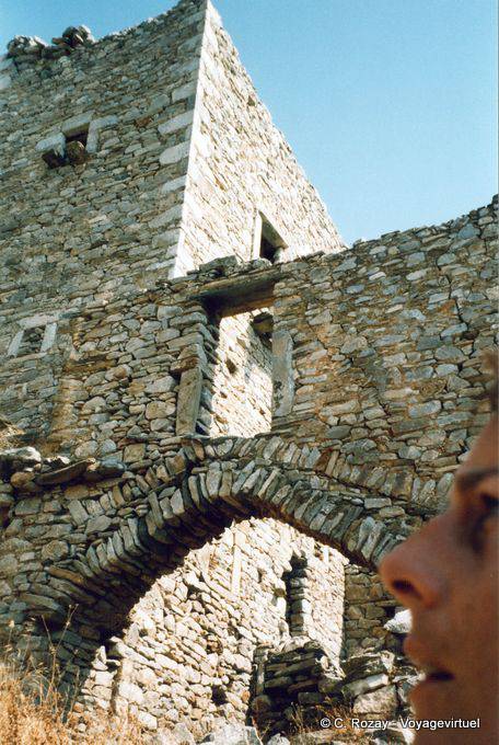 Arca de piedra seca, Monemvasia - Grecia