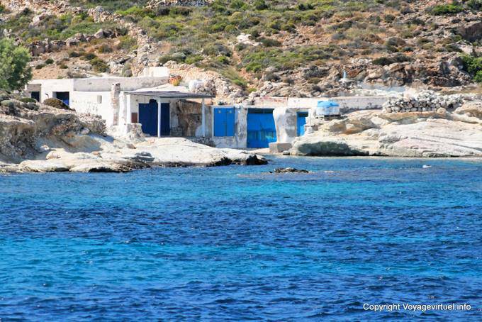 Kimolos, refugio de mini puerto - Grecia