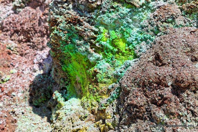 Milos, Paleohori, flores de azufre - Grecia