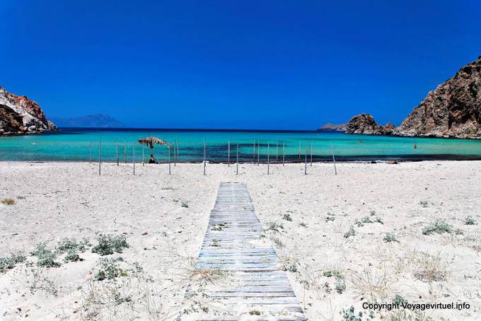 Milos Beach Plathenia - Grecia