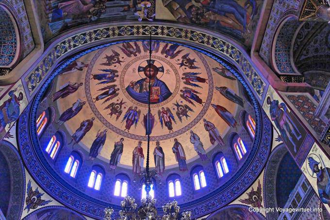 Pireo, Agia Triada, interior de la bóveda - Grecia