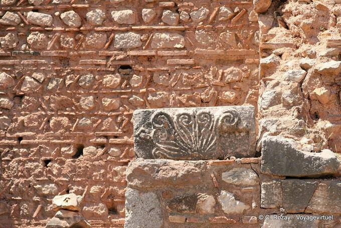 Pared antigua, Delphi - Grecia