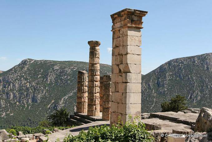Columnas dóricas, Delphi - Grecia