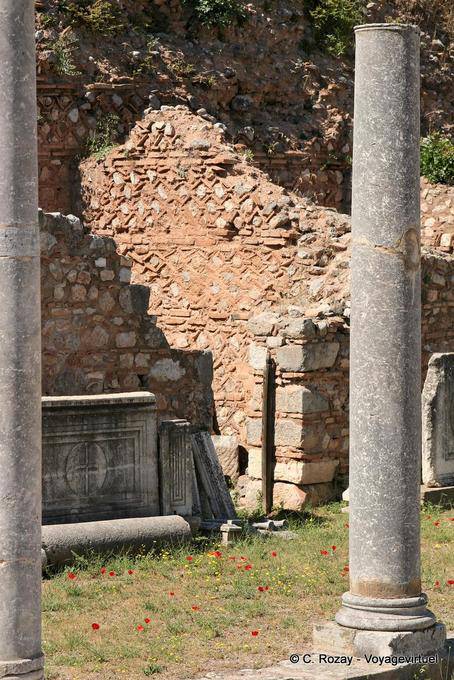 Ruinas bizantinas, Delphi - Grecia