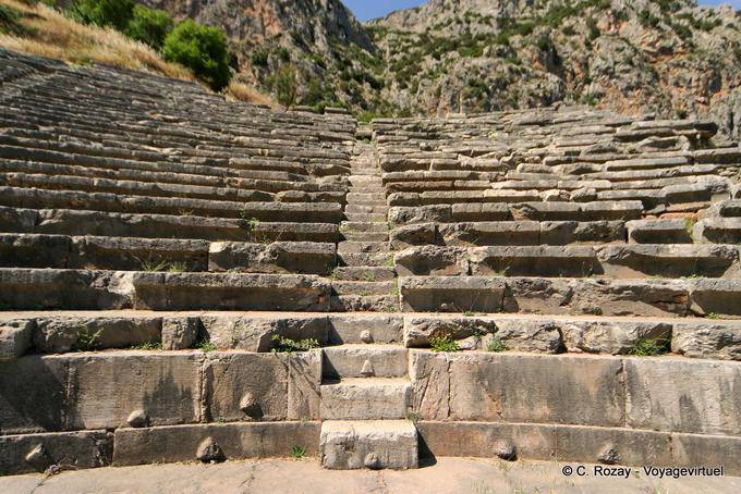 Filas del teatro, Delphi - Grecia