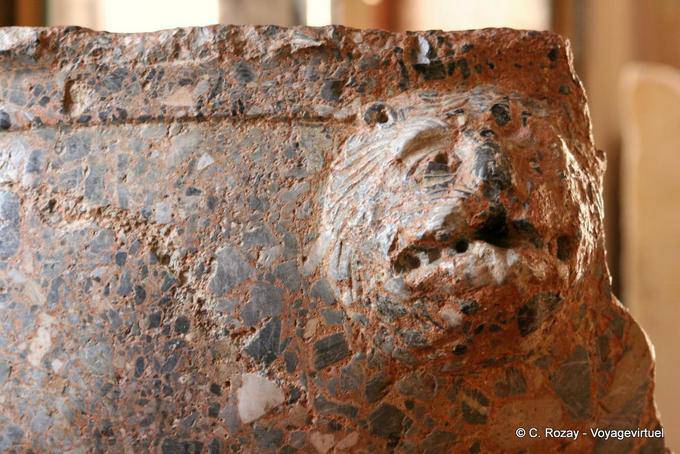 León Monasterio museo de San Lucas - Grecia