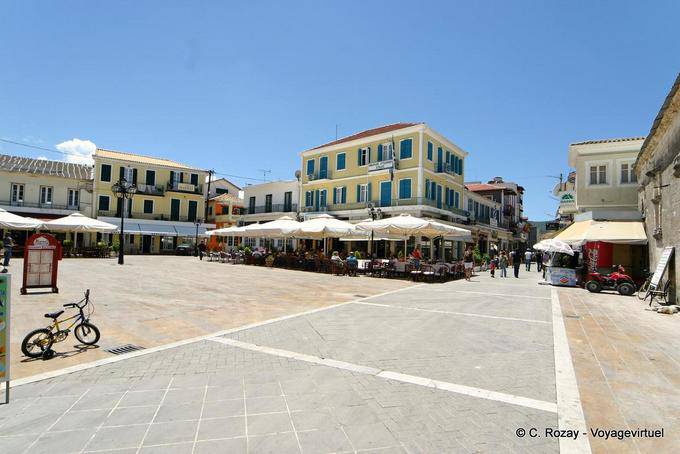 Levkas plaza principal de la capital de Lefkada - Grecia