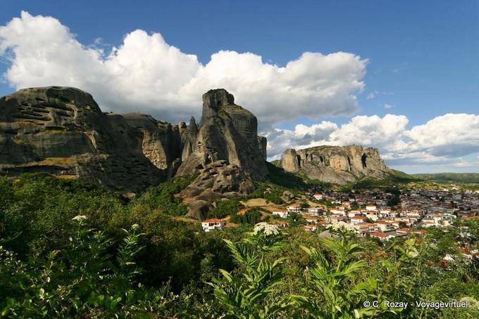 Kalambaka, vistas a la ciudad - Grecia