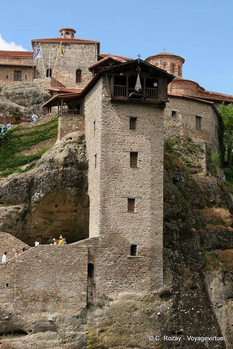 Torno con la rosca para disposiciones de montaje, el Monasterio de la Transfiguración del Salvador, Meteora - Grecia