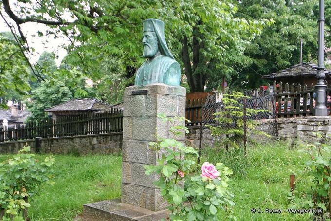 Busto de bronce, Metsovo - Grecia