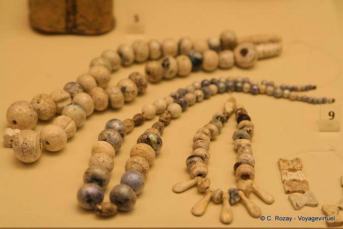 Collares de la época micénica, Micenas Museo - Grecia