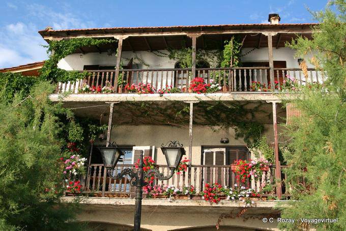 Casa balconnée típico, Afissos, Pelión - Grecia