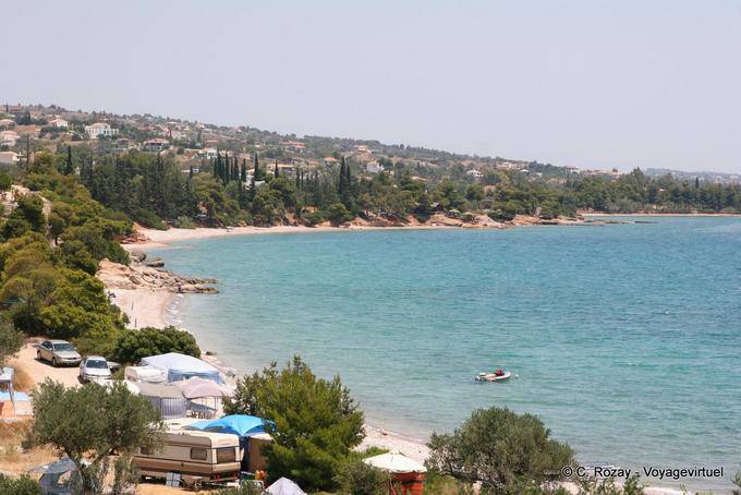 La playa y paisaje Porto Heli - Grecia
