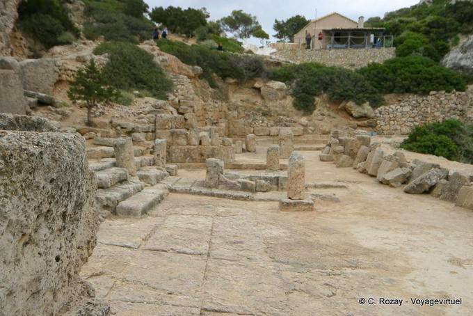 Ruinas del templo de Hera Archeologikos Choros Ireo, Vouliagmeni - Grecia