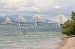 Patras, Charilaos Trikoupis puente entre Rion y Antirion, Grecia.