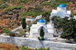 Sifnos, Kastro, Chryssostomos, la iglesia y el cementerio, Grecia.