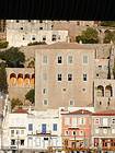 Casa solariega con arquitectura tradicional, Hydra, Grecia.