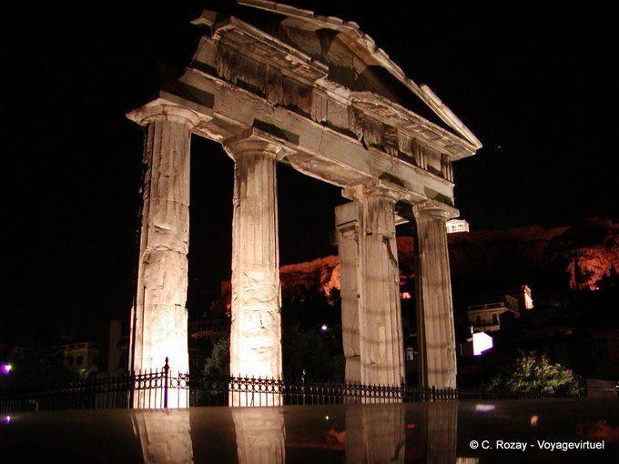 Puerta del Agora, Atenas - Grecia