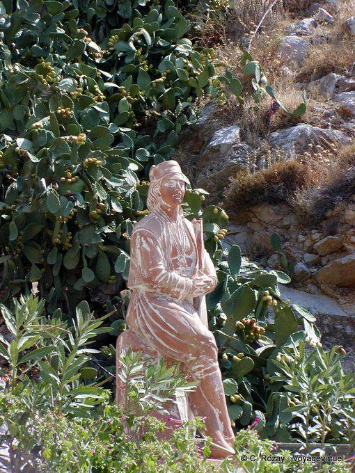Estatua del puerto, Hydra - Grecia