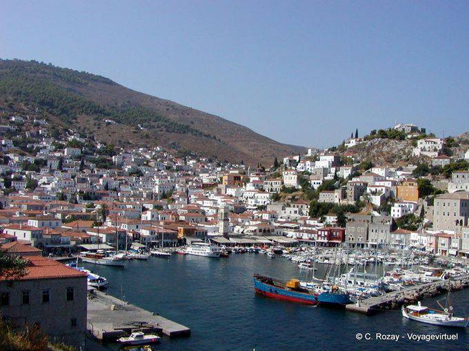 Vista del puerto de Hydra de la fortaleza - Grecia