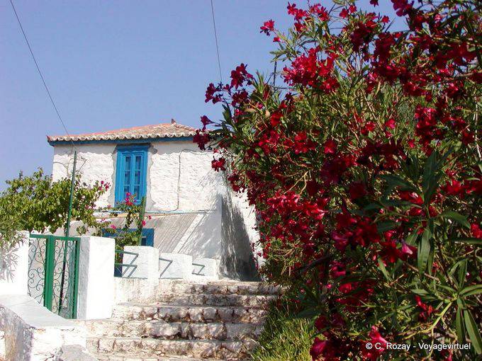 En las alturas de la isla de Hydra - Grecia