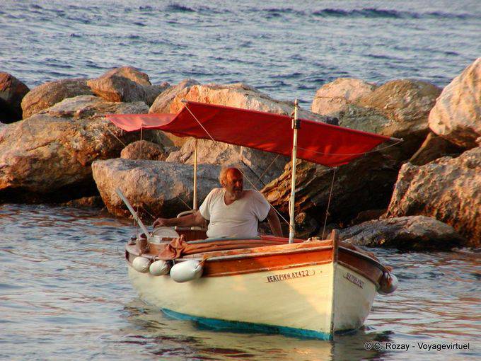 Barco BEATPIKH AY422, Hydra - Grecia