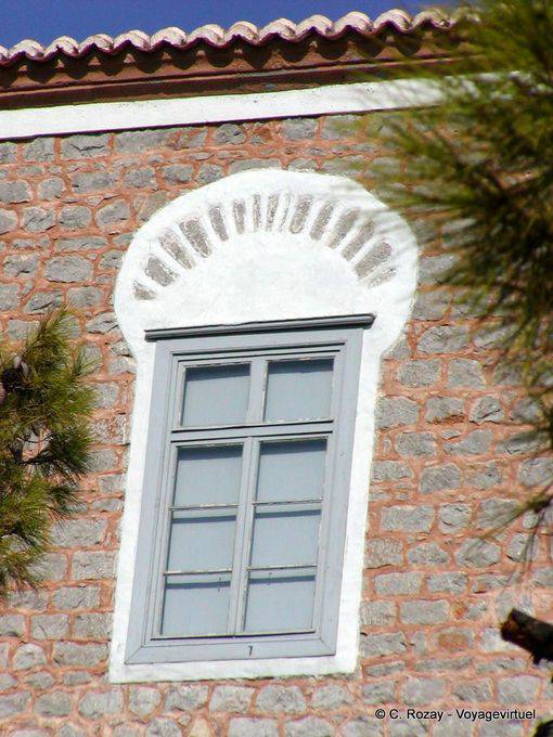 Ventana determinada, Spetses - Grecia