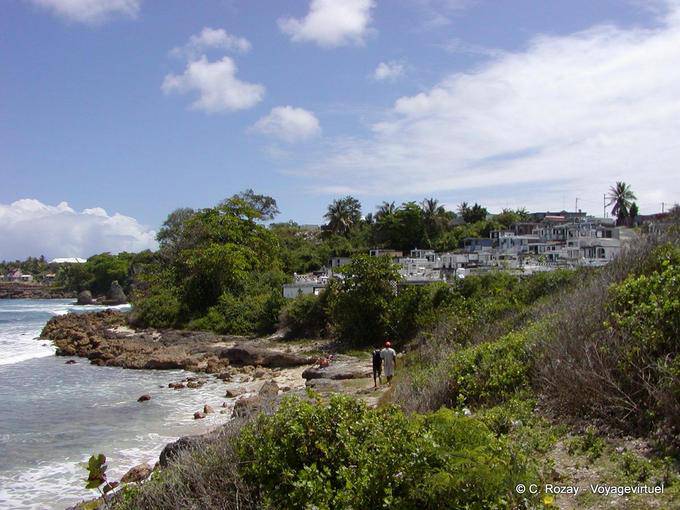 Viaje al pequeño cementerio de Anse-Bertrand - Guadalupe